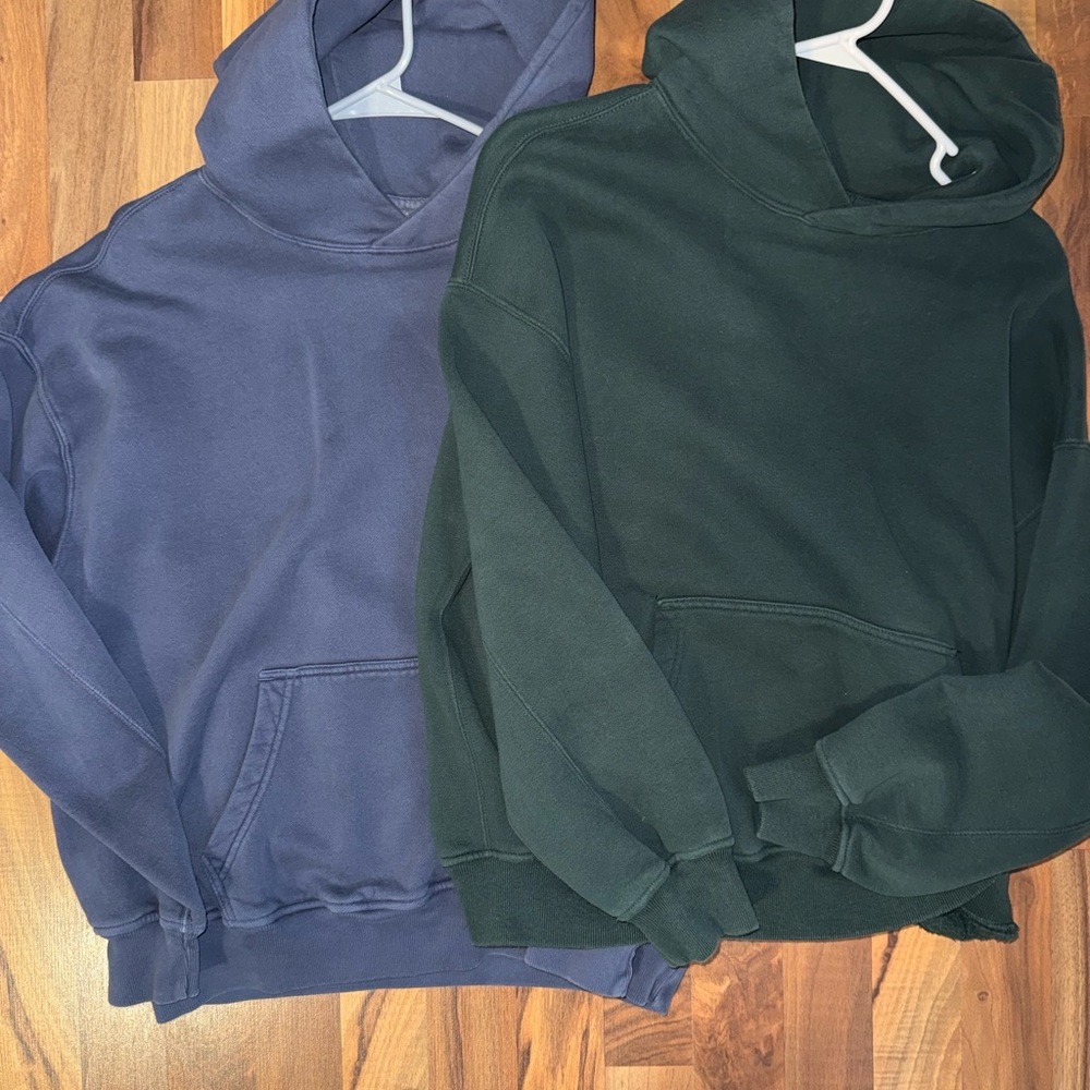 ESSENTIAL Hoodies Abercrombie and Fitch